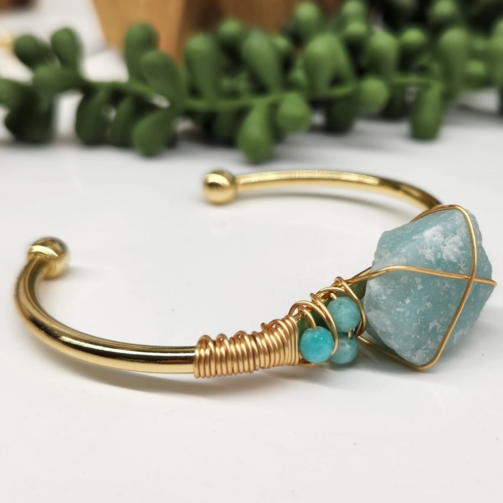 Gemstone Wire-Wrapped Bracelet - Amazonite Yellow Gold