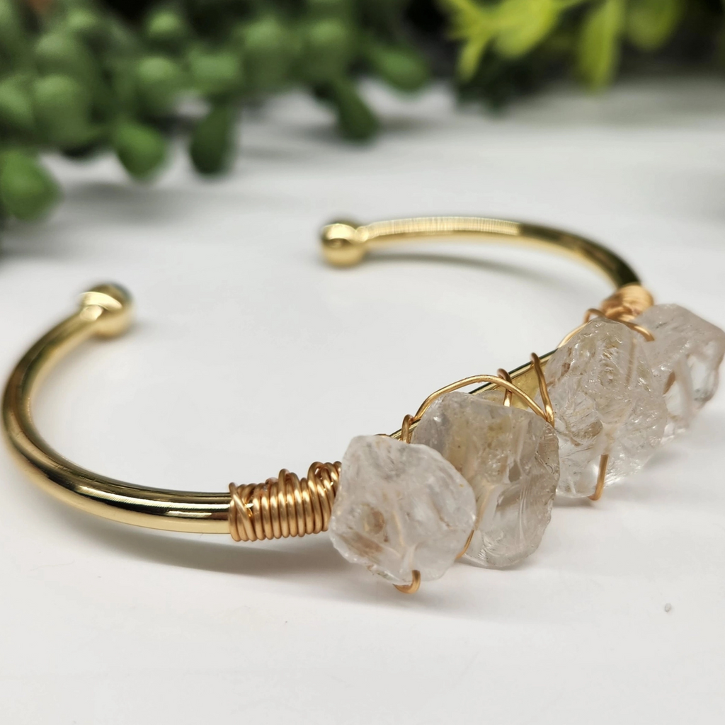 Gemstone Wire-Wrapped Bracelet - Clear Quartz Yellow Gold