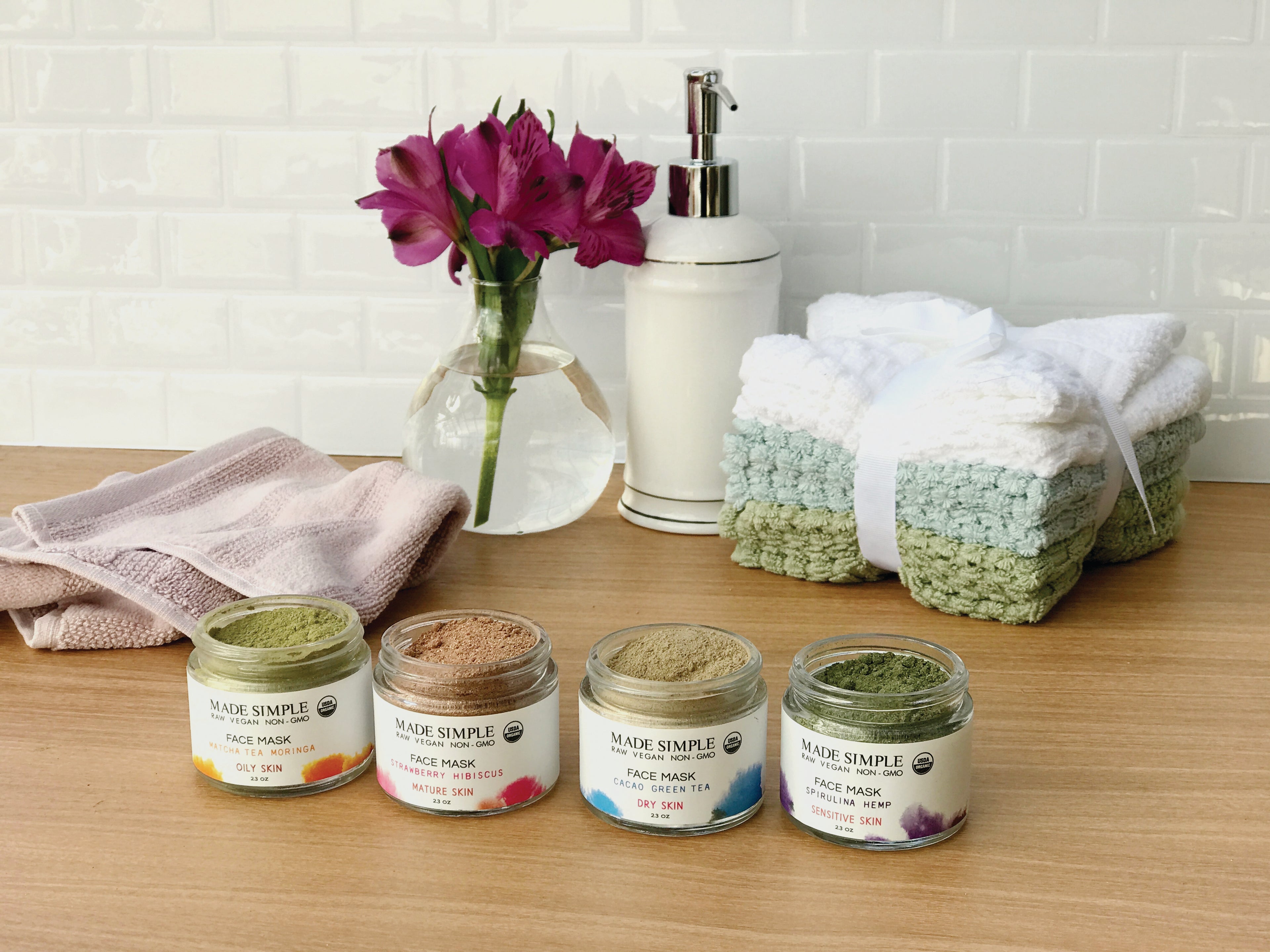 Spirulina Hemp Face Mask for Sensitive Skin - Certified Organic, Vegan & Cruelty-free